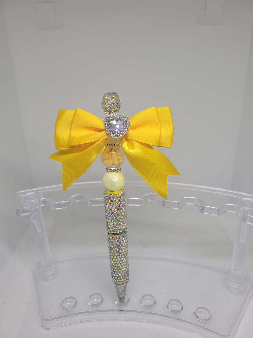 Glitter beaded pen