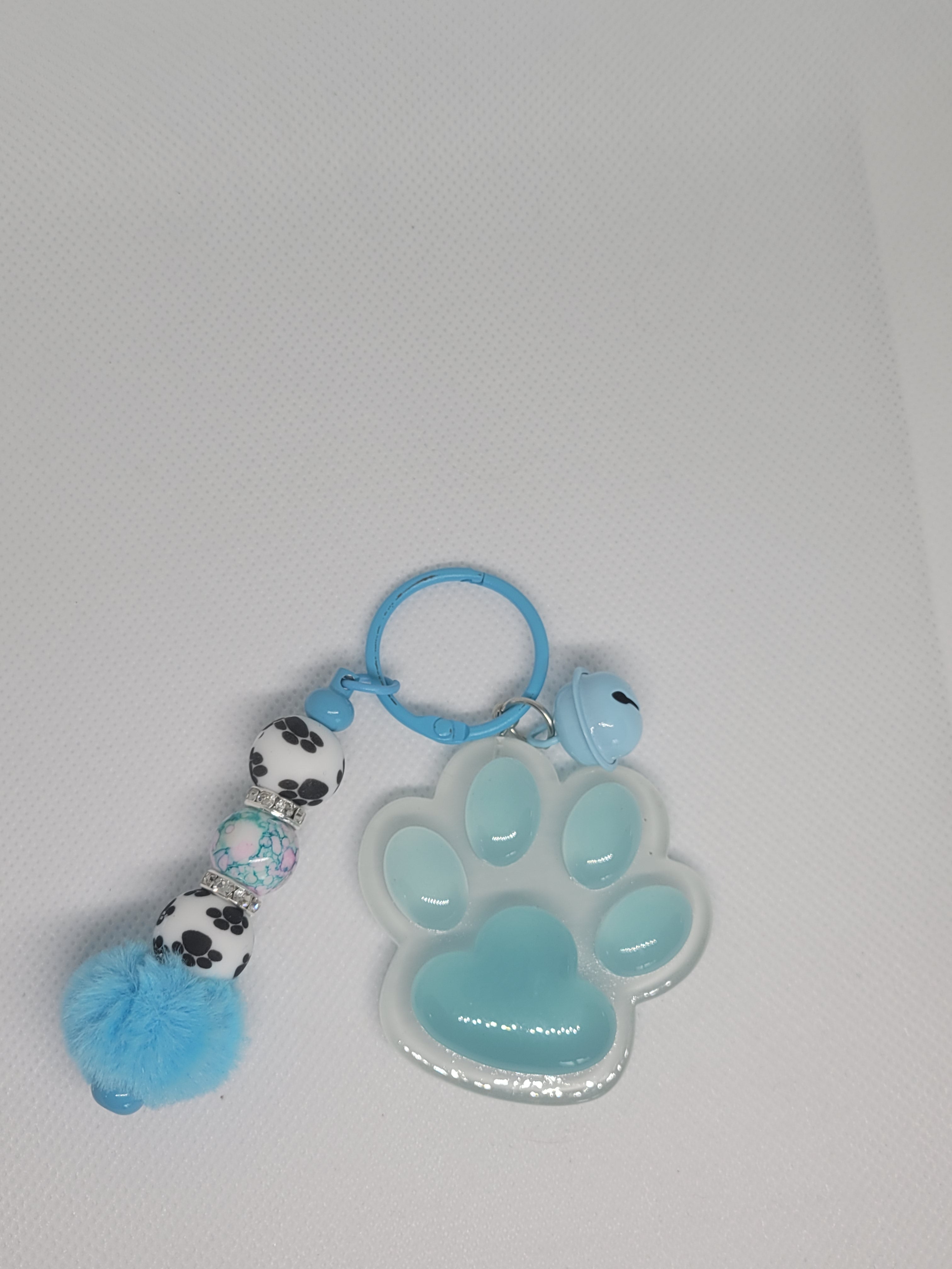 Beaded paw print keychain